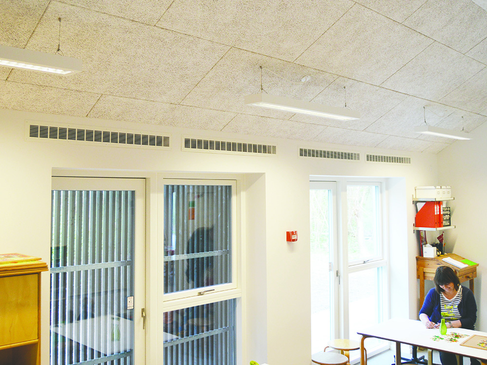 MicroVent ventilationssystem i fællesrum i Børnehaven Himmelblå